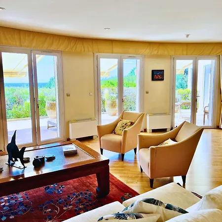 Villa-cypres-la-polynesie-giens Βίλα *