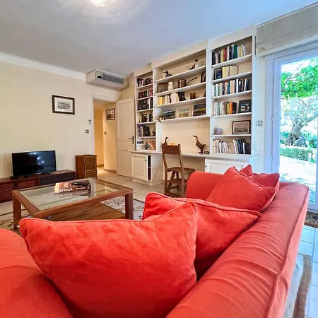 Villa-cypres-la-polynesie-giens * Ιέρ